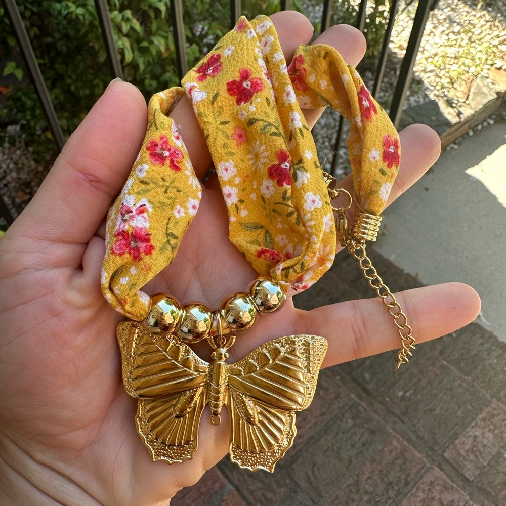Golden Butterfly 18K Gold Stainless Steel Floral Scarf Choker Necklace - Picture 11 of 11
